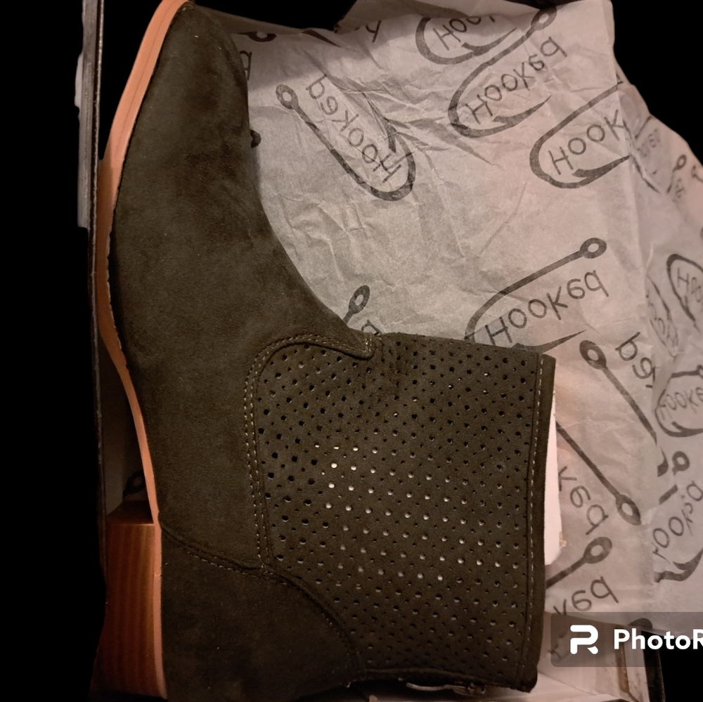 Hooked sz7 olive Michelle